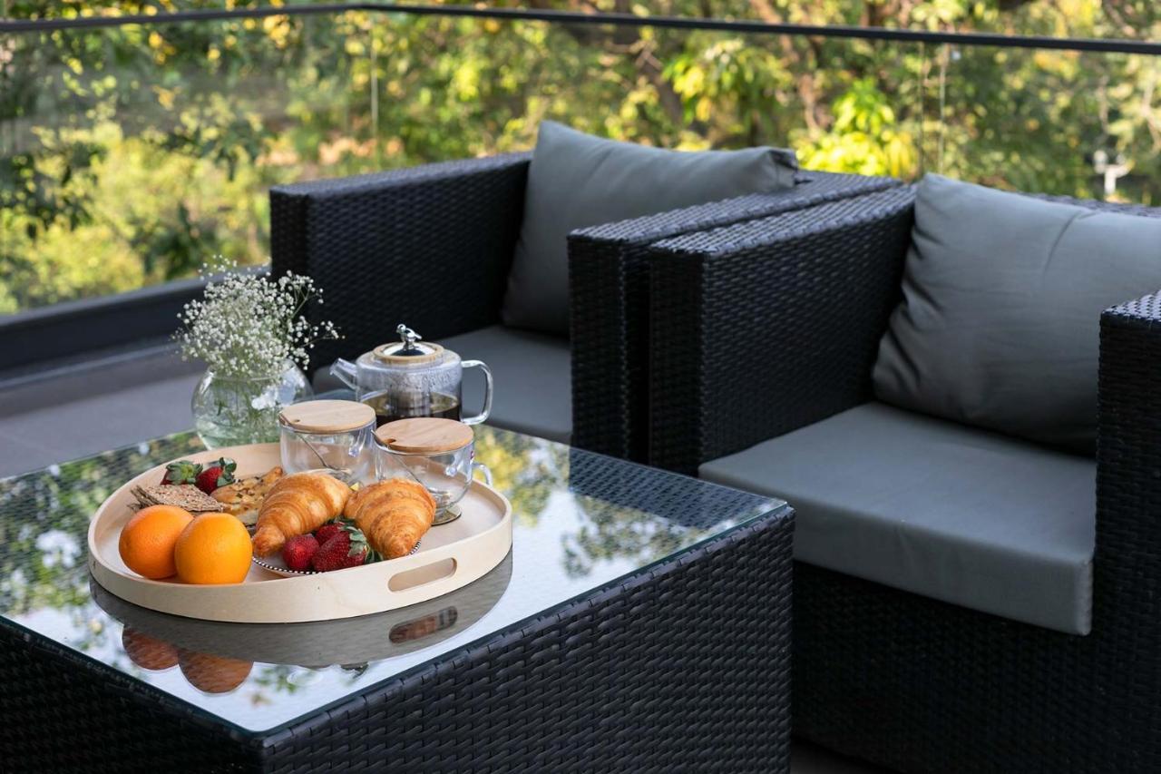 Stayvista At The Charcoal Villa Luxury Collection Алибаг Екстериор снимка