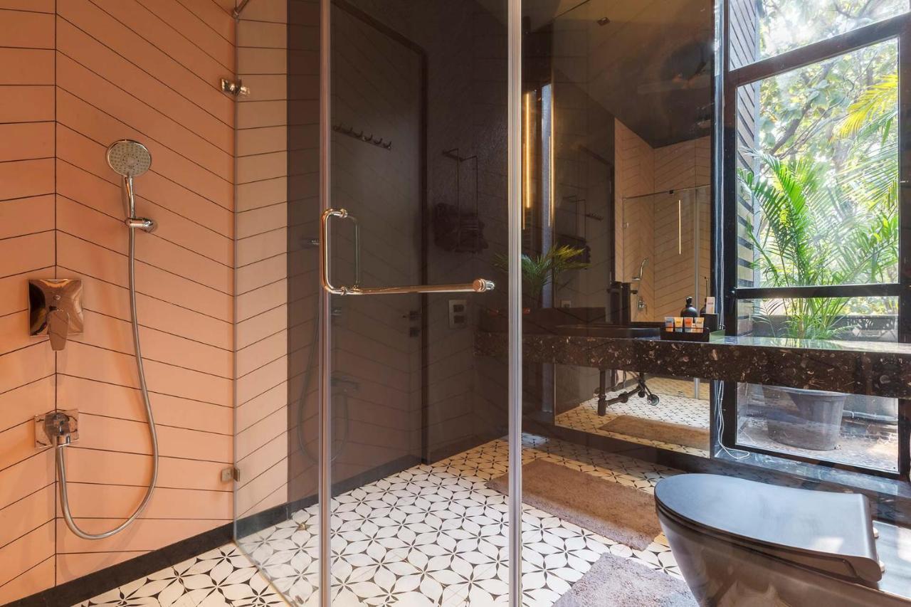Stayvista At The Charcoal Villa Luxury Collection Алибаг Екстериор снимка